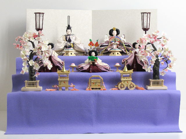 紫のグラデーションと桜の刺繍が渋い雛人形収納式毛氈三段飾り