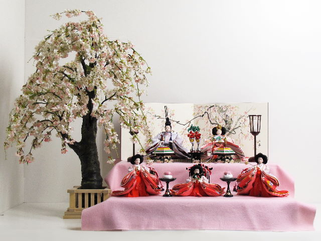 大きな桜の淡いピンク雛人形五人飾り