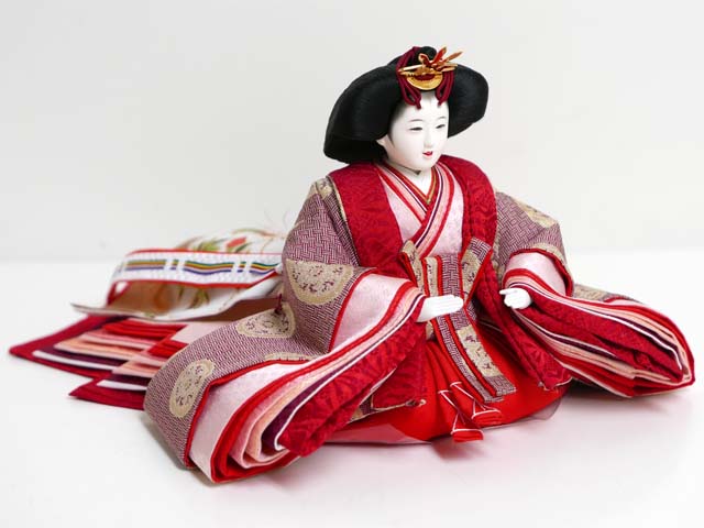 横山一彦作 龍村輪宝裂衣装の雛人形