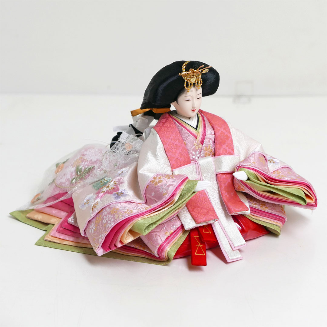 白ピンク桜柄刺繍衣装雛人形