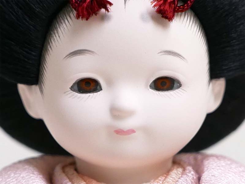 おさな童顔がかわいい桃花華紋衣装木目込み人形