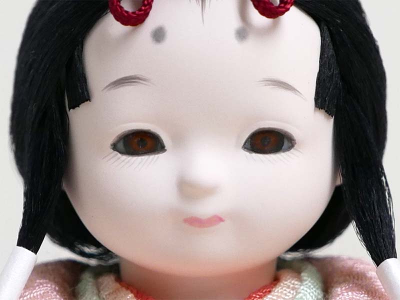 おさな童顔がかわいい唐花七宝紋衣装木目込み人形