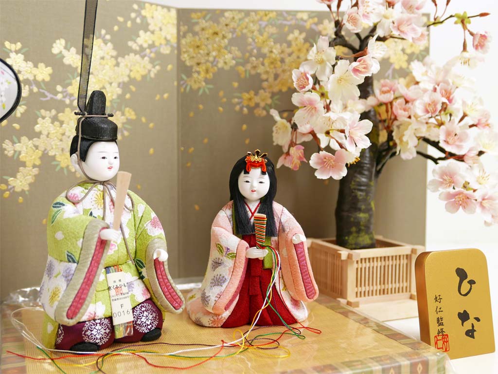 パステルカラーの木目込み人形金彩桜雛人形立ち雛飾り