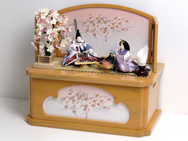 落ち着いた紫友禅雛の収納式桜創作飾り
