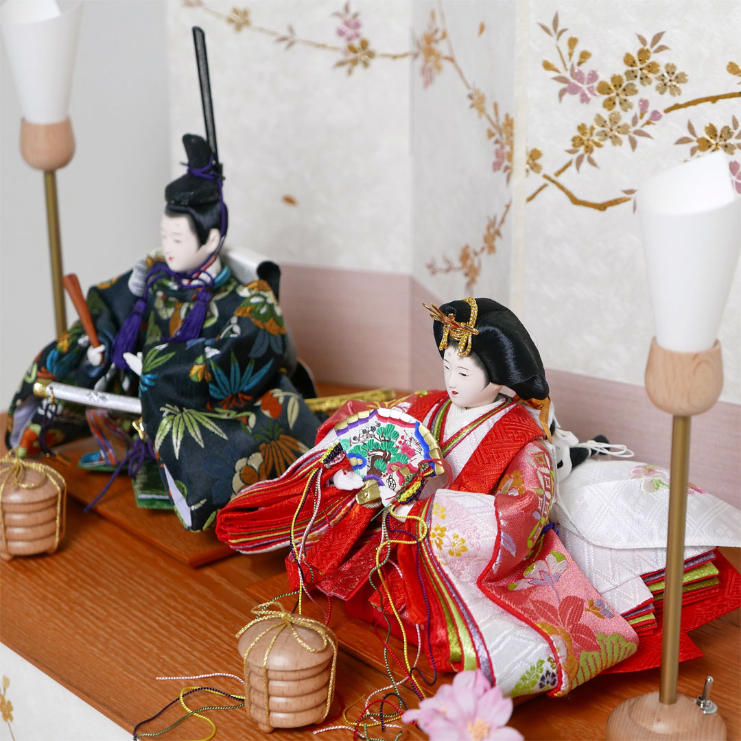 松竹梅衣装の雛人形木目枝桜収納飾り