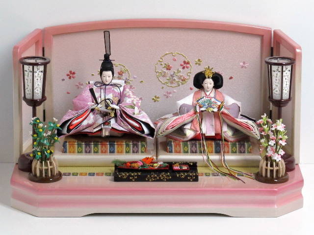 桃色お雛様をピンクで彩る華やかな雛人形親王飾りの通販 選ばれるお店の雛人形