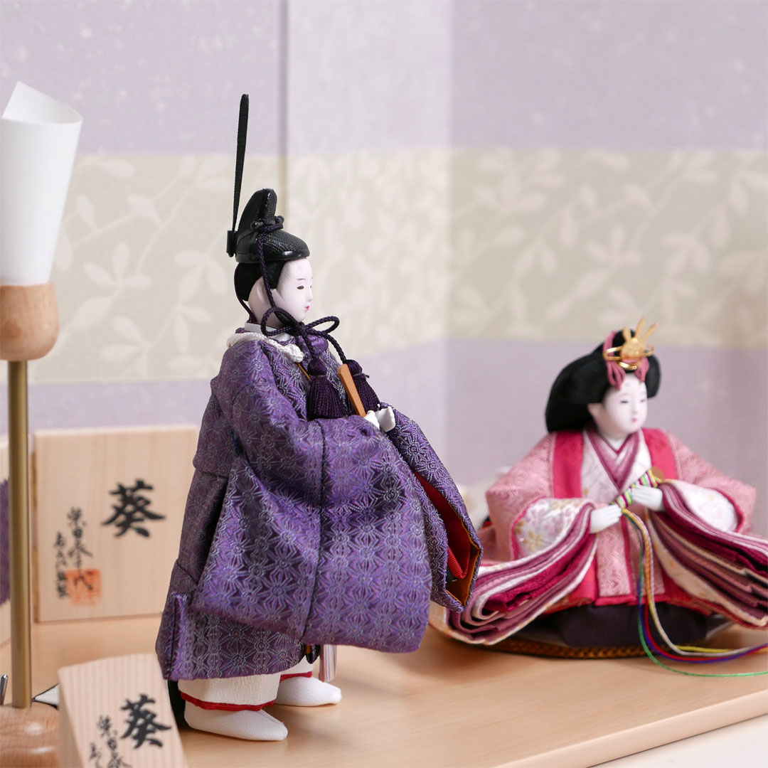 柴田家千代作 麻の葉文様衣装の雛人形萩の紫屏風親王飾り